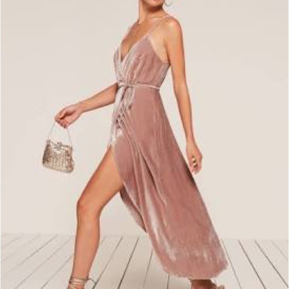 NWT Reformation Anoush Velvet Dress Size S Blush